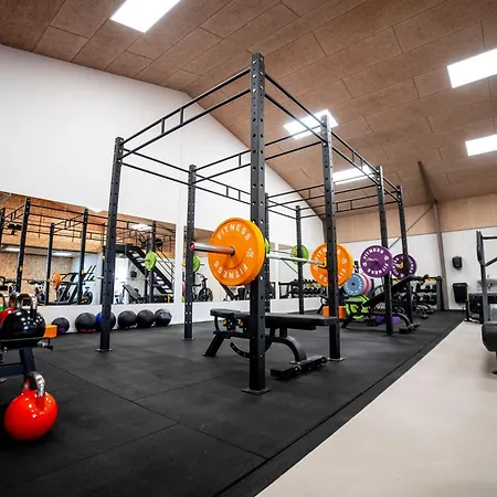 Modern With Fitness Appartement