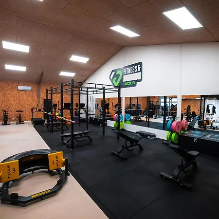Modern With Fitness Leilighet